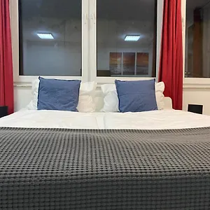 https://luxury-apartment-near-frankfurt.frankfurtammainhotels.com